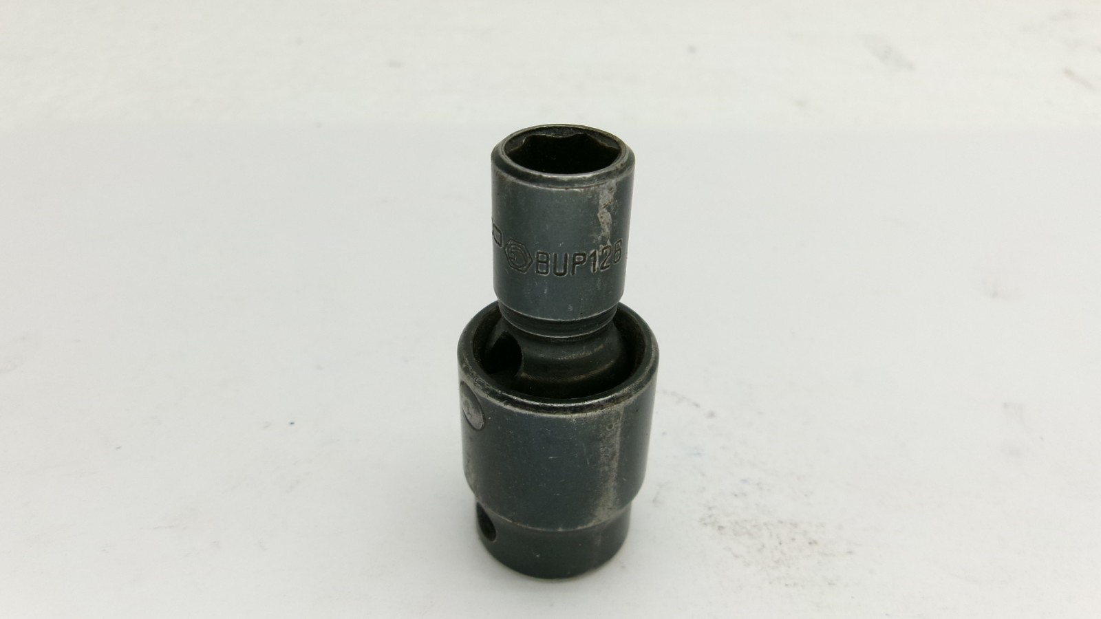 Matco tools 3/8″ drive 3/8″ SAE Impact Universal Swivel Socket BUP126 Nice!