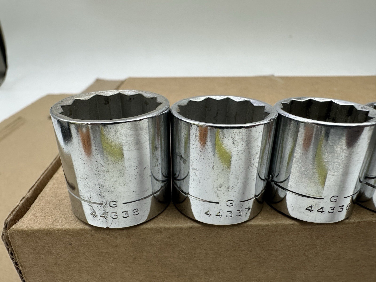 Craftsman USA 3/8 Drive SAE Socket Set 3/8-13/16 8pc 12PT G Vintage Very Good