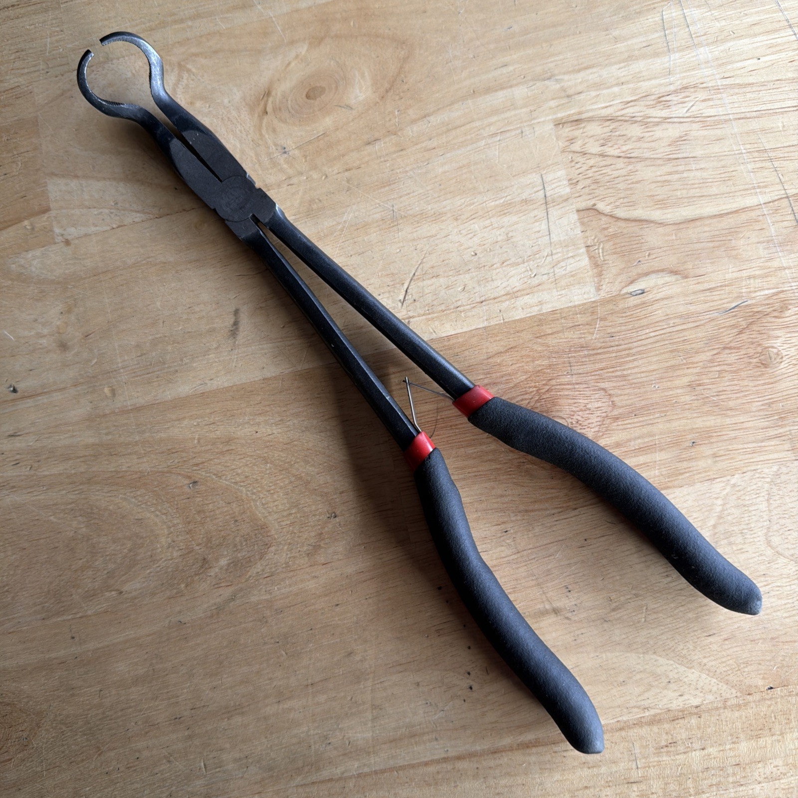Mac Tools 3/4″ Long Reach Hose Gripping Pliers 11″ Long Black Handle P11LRGL