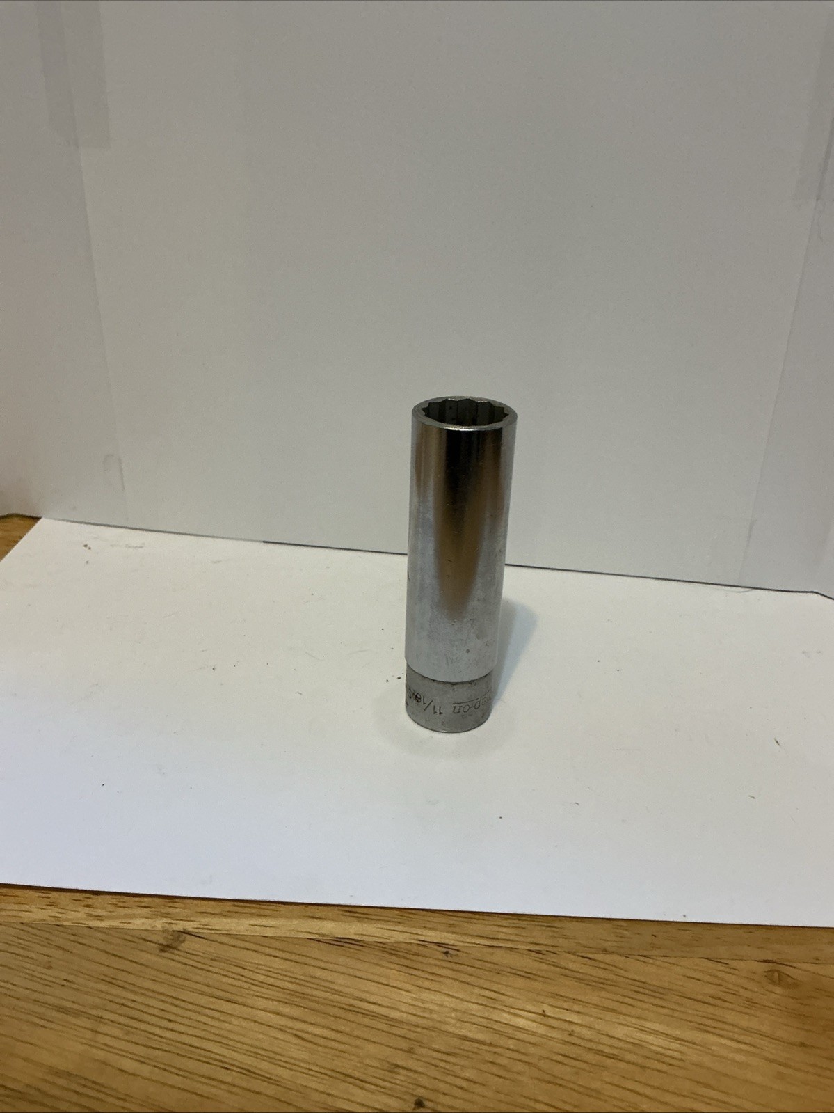 Snap On 1/2 Dr Deep well 12 Pt Socket 11/16 Model SVS221
