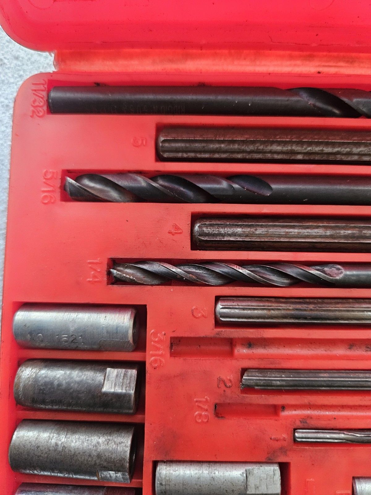 Snap On Blue Point Screw 1020 Extractor Set 1020 Screw Extractor Set