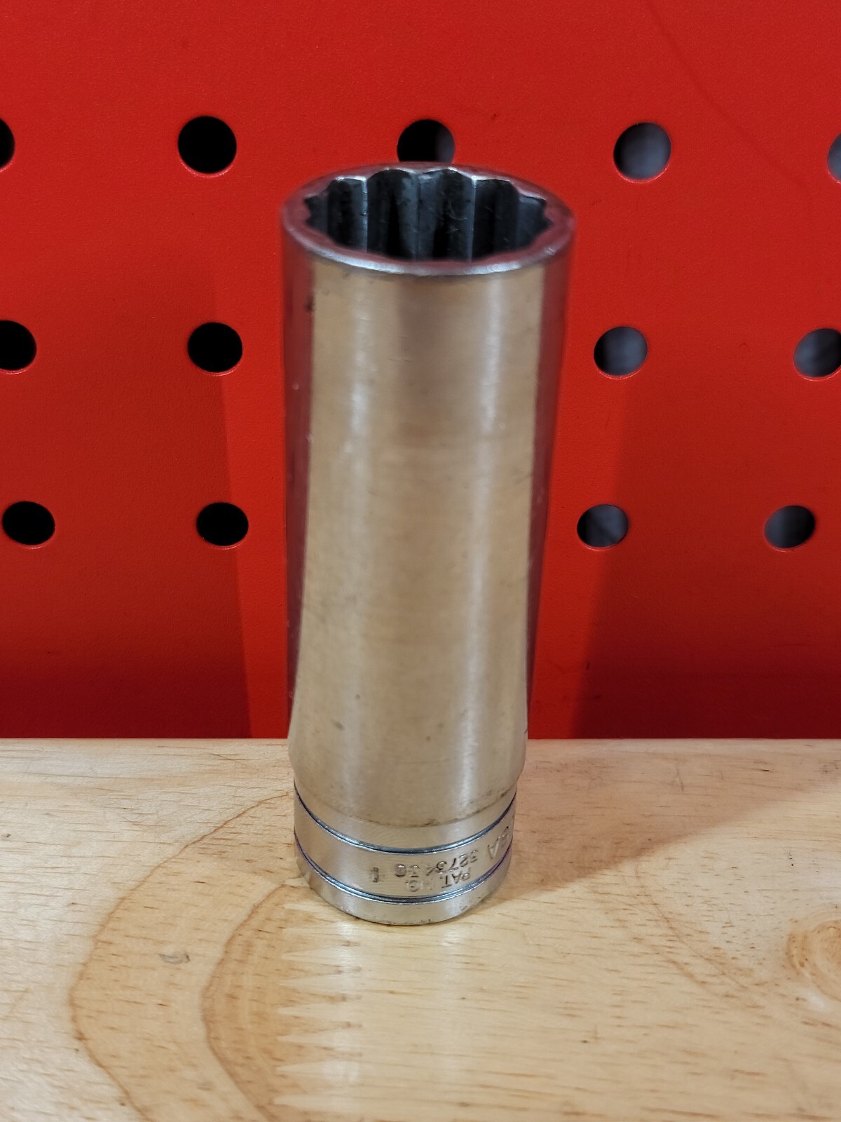Snap-on Tools S261 13/16″ SAE 1/2″ Drive Deep 12-Point Socket USA