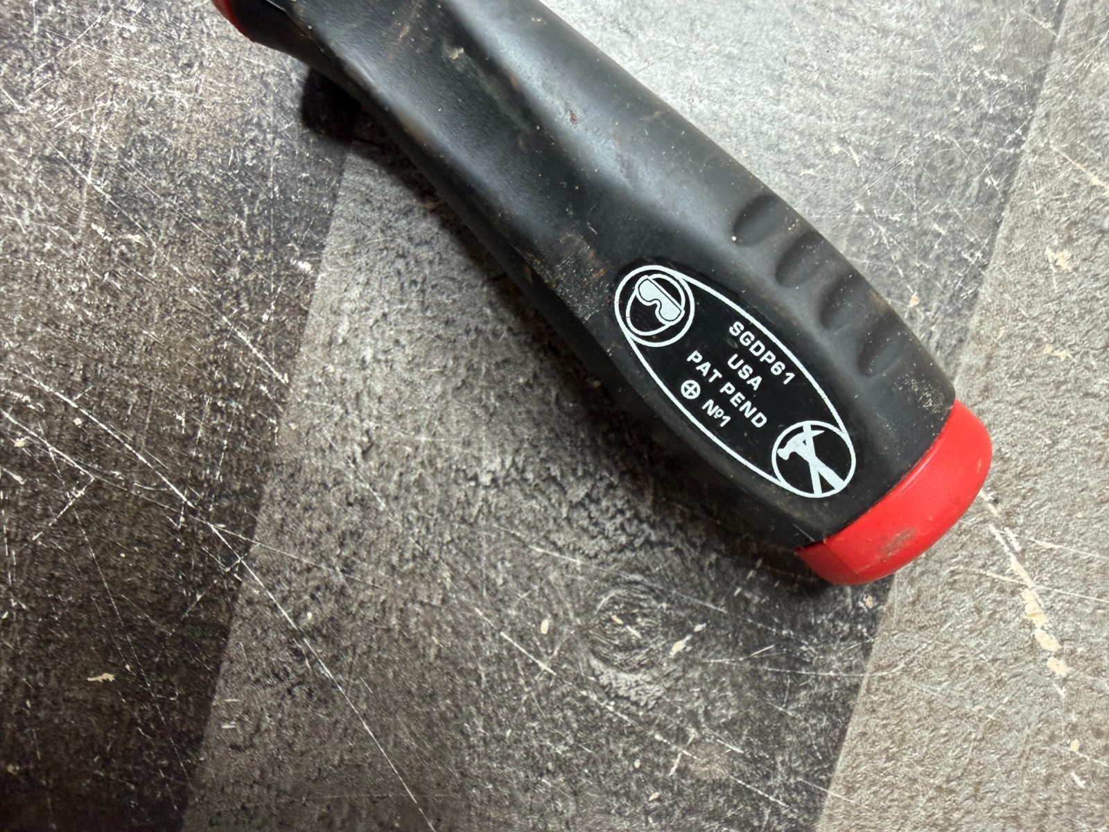 Snap-on SGDP61 #1 Phillips Screwdriver 6in Blade Red Black Soft Grip Handle USA