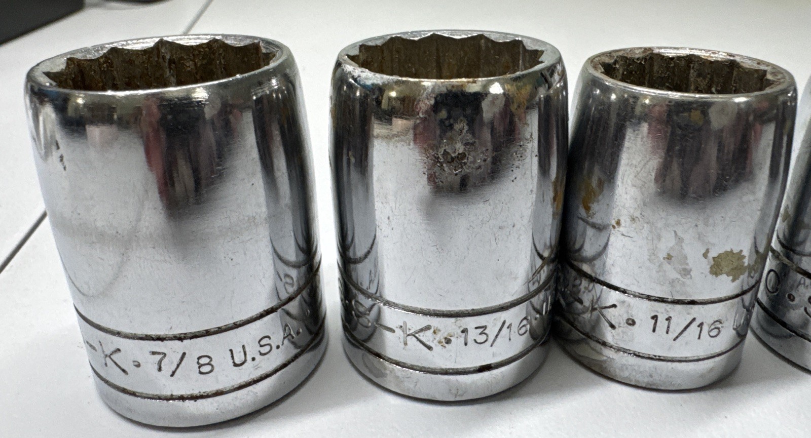 Lot Of 8 SK Asst Size Sockets 15/16, 7/8, 13/16, 11/16 To 7/16