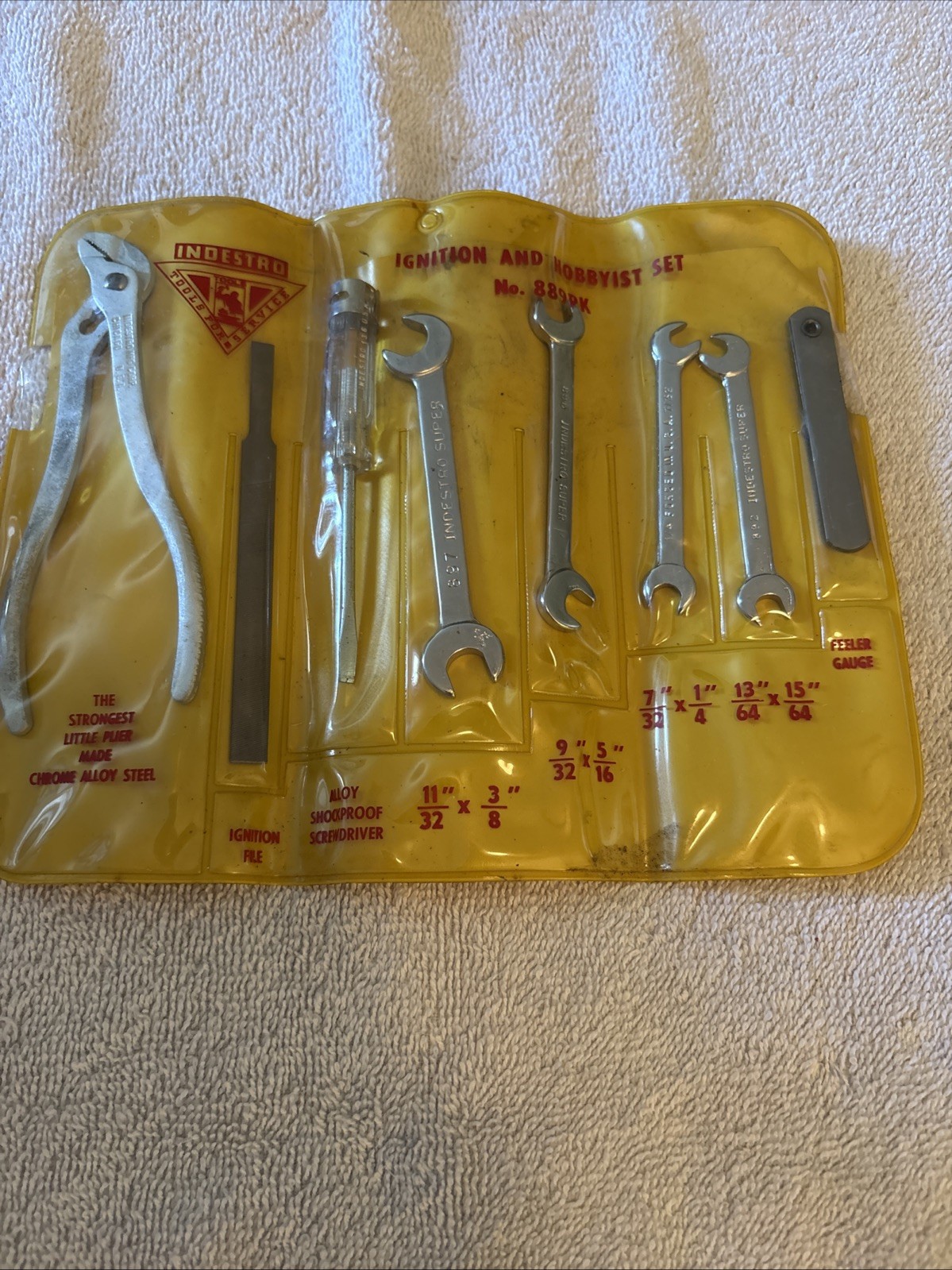 Vintage Indestro SAE Ignition and Hobbyist Wrench Set Eight Piece # 889PK