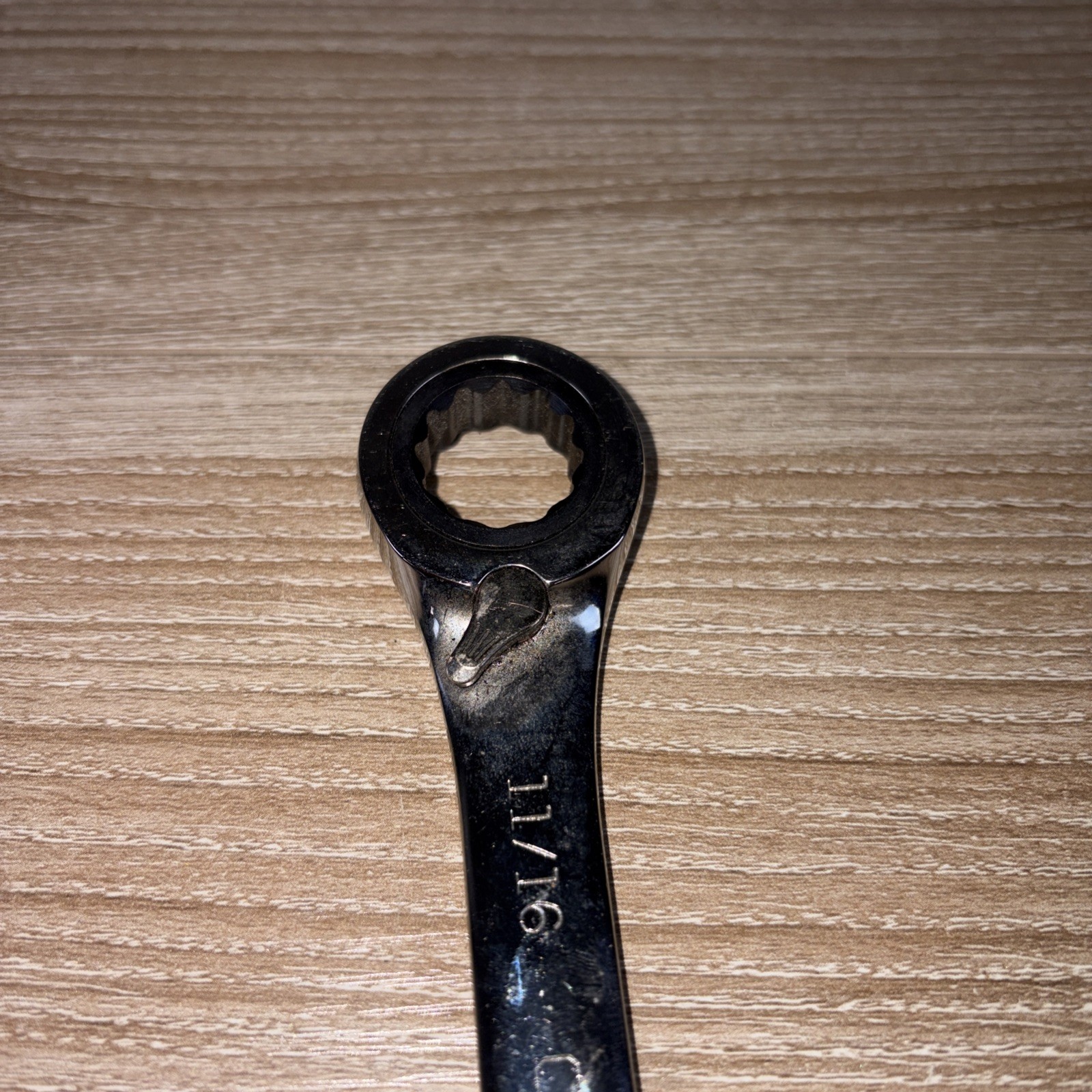 Craftsman 11/16-in Standard (SAE) Reversible Ratchet Wrench 42418 D-AD PAT.