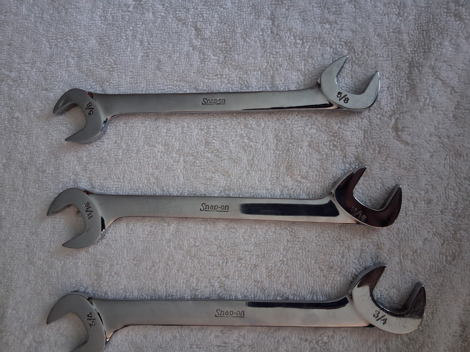 Snap On tools lot 18Combo Wrenches 1”thru 3/8″ Plus 9 other snap on wrenches