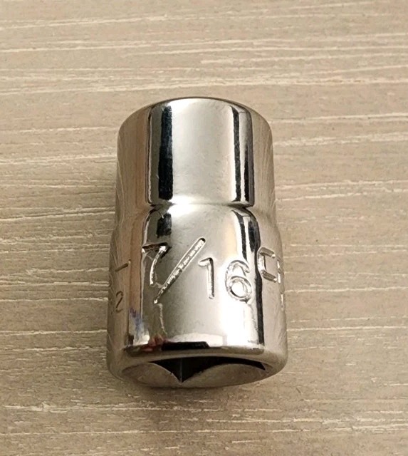 Craftsman USA 7/16″ Socket 12 Point 3/8 Drive EE 44332