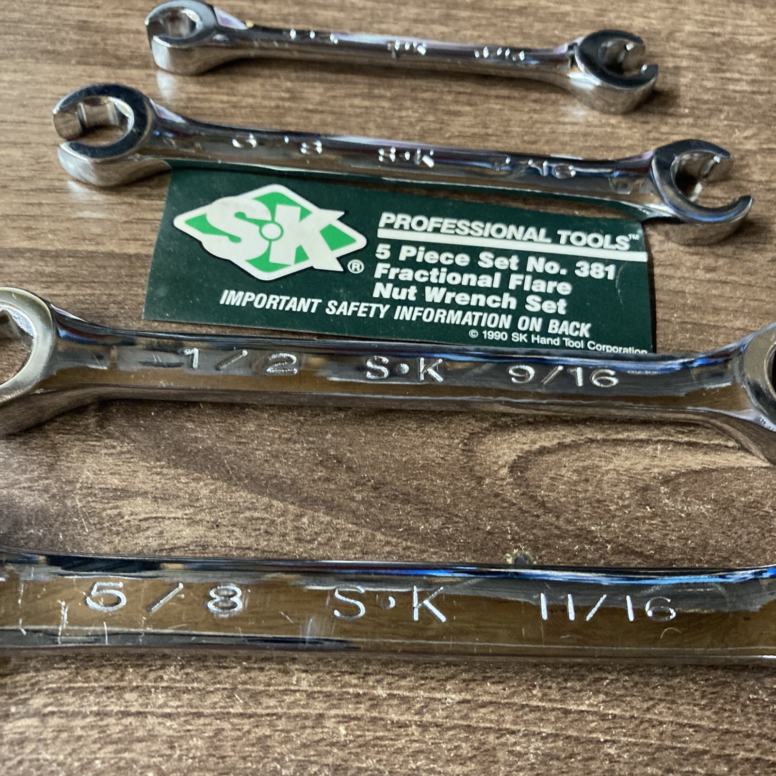 SK Tools USA 381 SAE 1/4-7/8″ 5pc Flare Nut Line Wrench Set, 6 Point