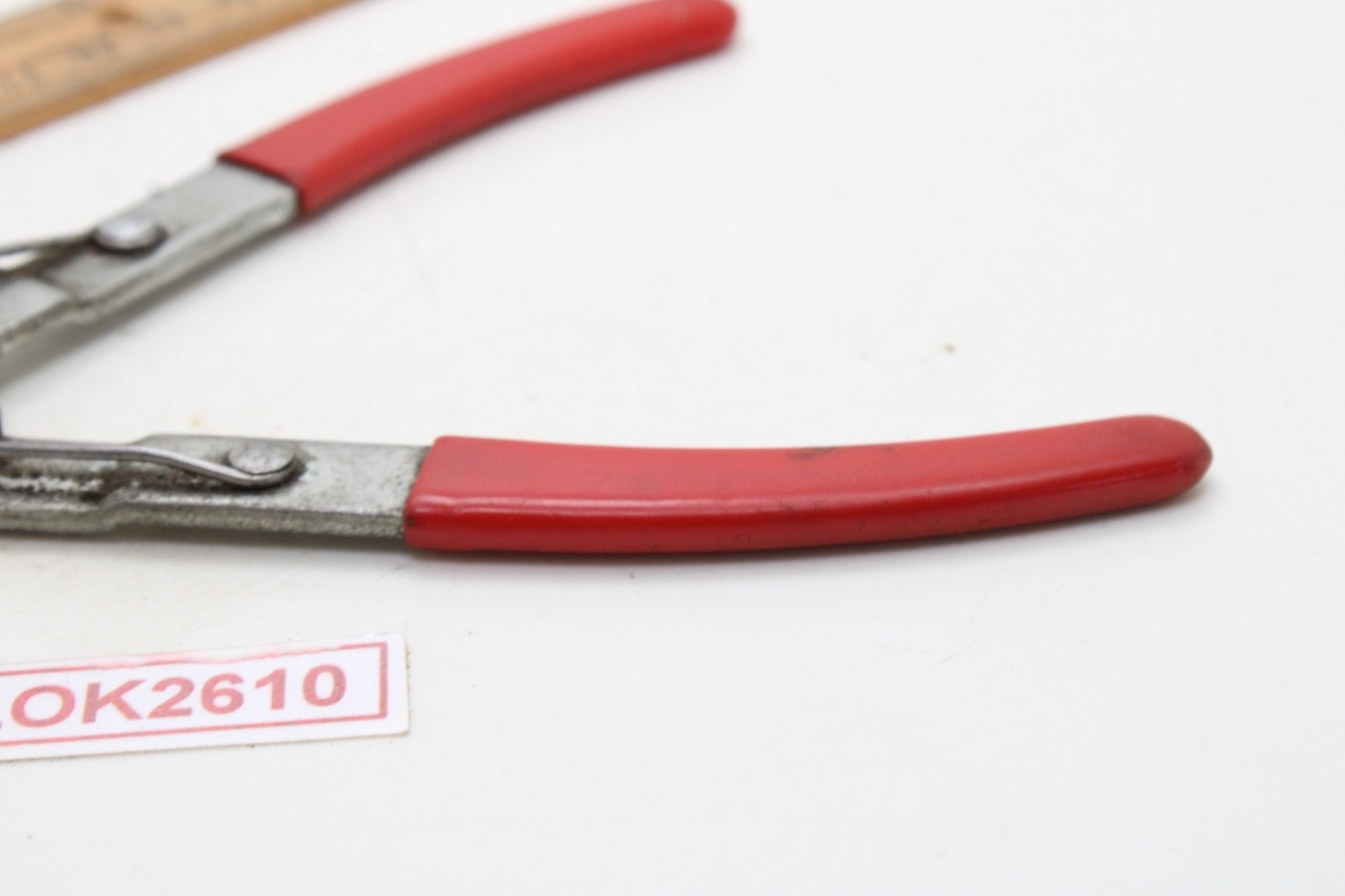 Unbranded 7″ Spring Loaded Red Rubber Handle External Snap Ring Pliers USA