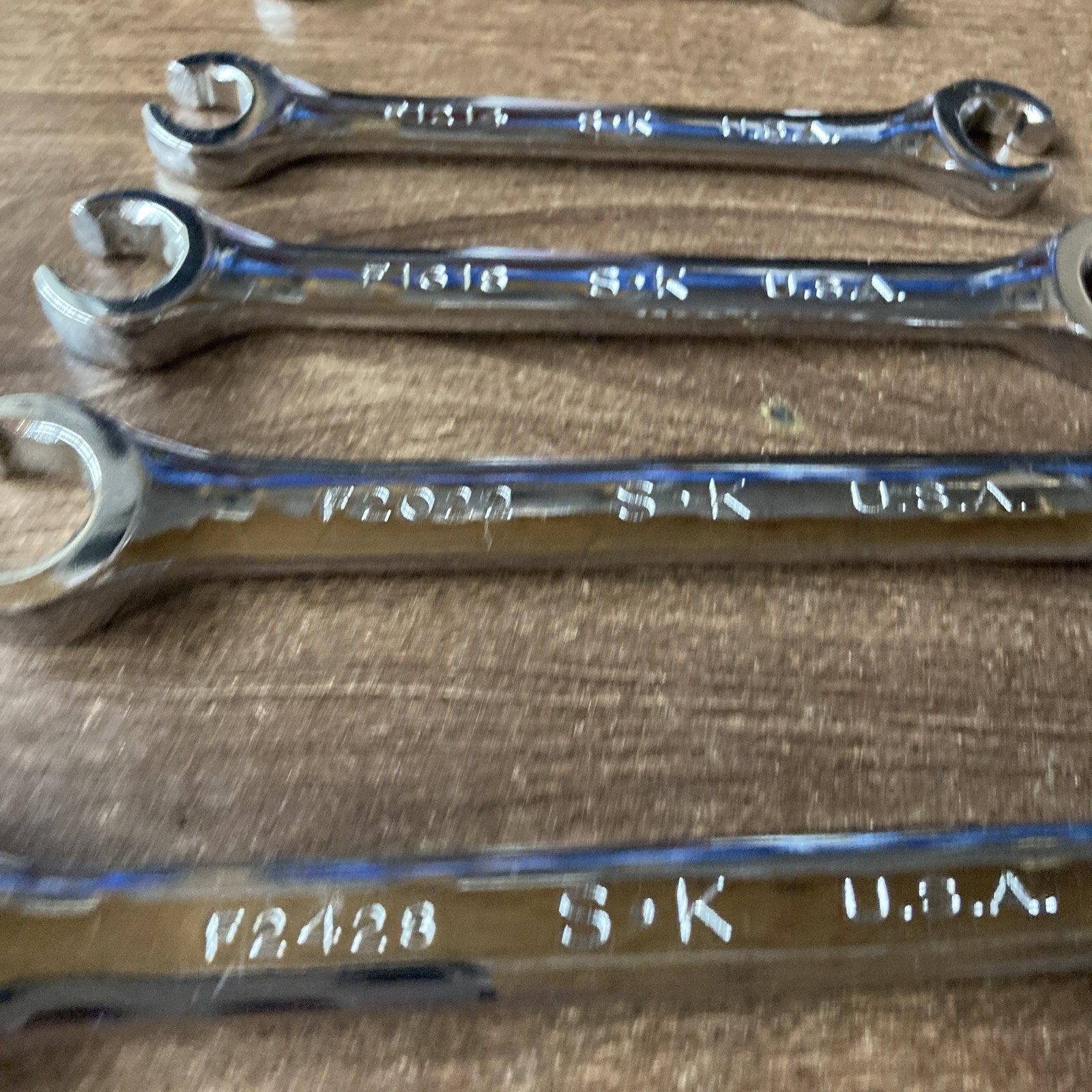 SK Tools USA 381 SAE 1/4-7/8″ 5pc Flare Nut Line Wrench Set, 6 Point