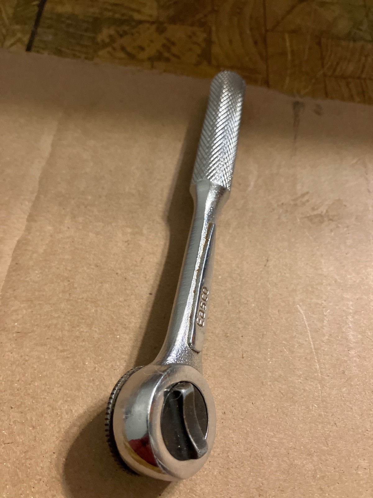 Vintage Easco 1/4 Ratchet 711106 length 5-1/4 in