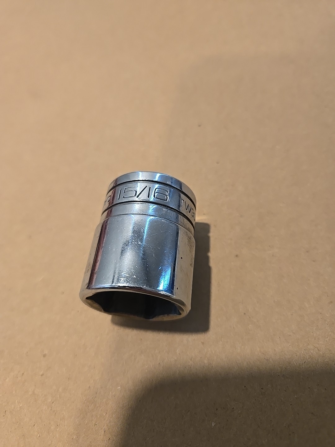 Snap On 1/2″ Drive 15/16″ 6PT SAE Shallow Chrome Socket USA TW301