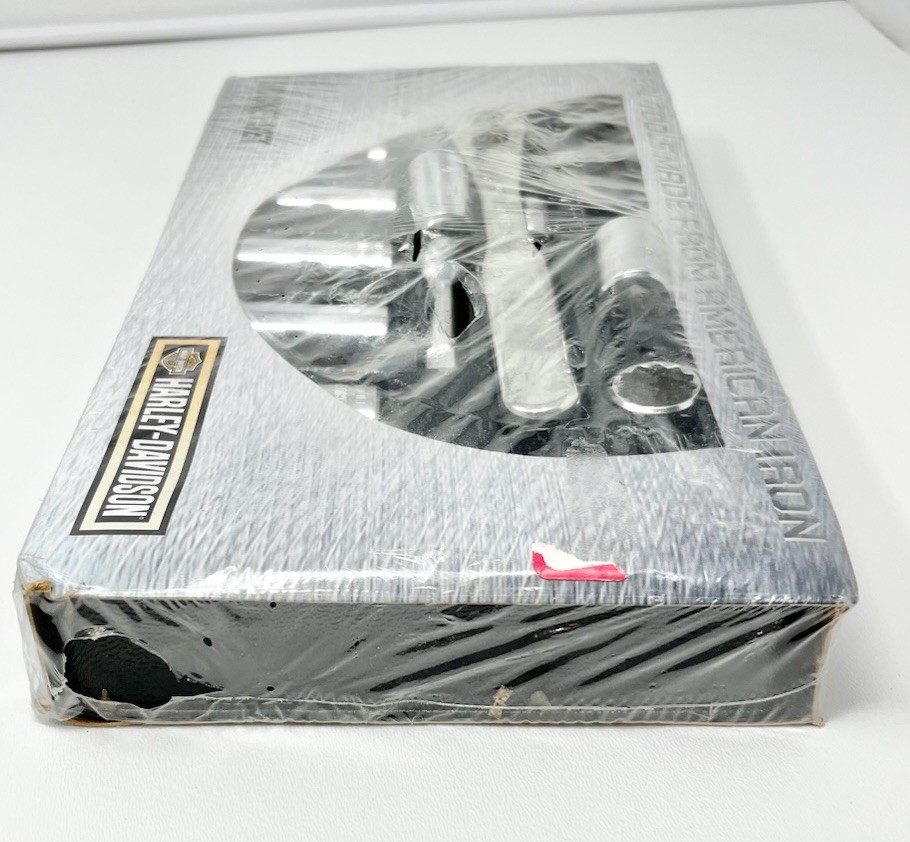 Harley Davidson HD USA 16-Piece Socket Ratchet Set Torn/Open Package As Is Read