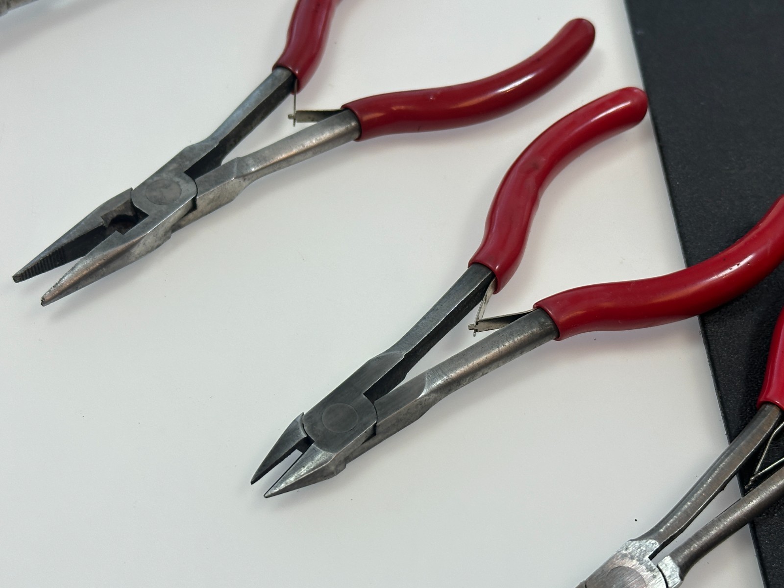 MAC Tools 4pc 6” Mini Precision Long Reach Pliers Cutters Set, Red Grip