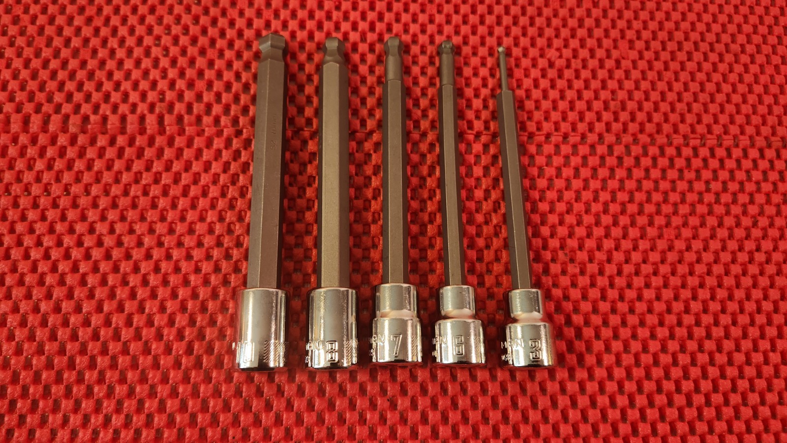 5 CRAFTSMAN METRIC LONG BALL END HEX BITS ON 3/8″ DRIVE SOCKETS