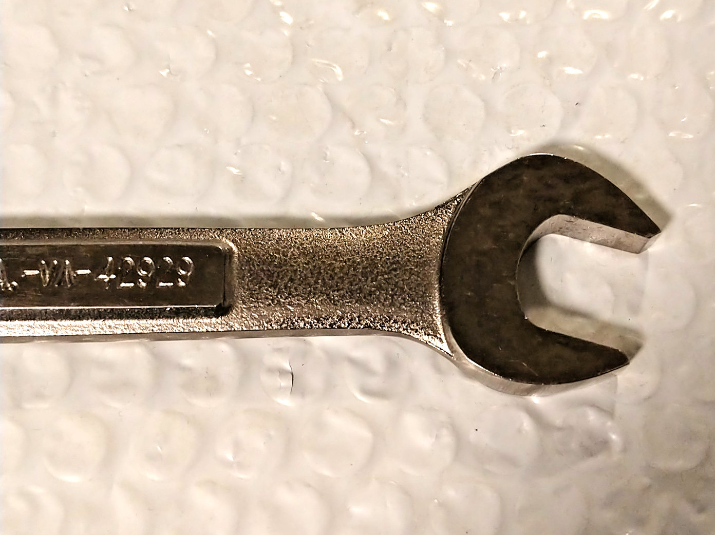 CRAFTSMAN TOOLS USA VV42929, 17MM. COMBINATION WRENCH, 8.2″ LONG, 12 POINT *NOS*