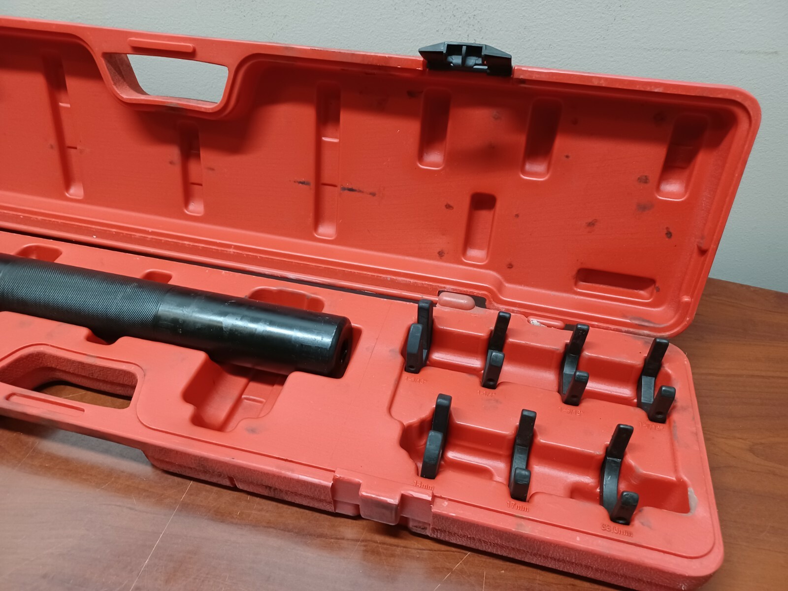 U.S. General Inner Tie Rod Tool, Model 96558, in Red Hard Case, c-x