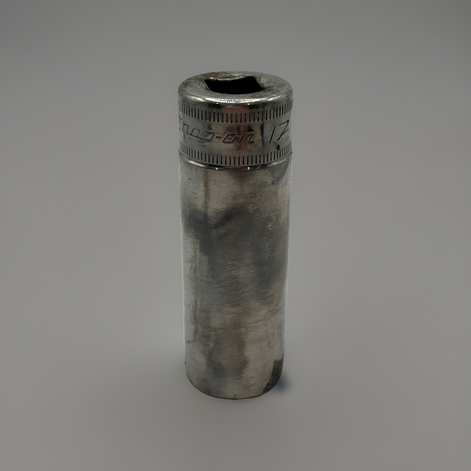 Snap On SFSM17 3/8″ drive 6-point 17mm deep socket
