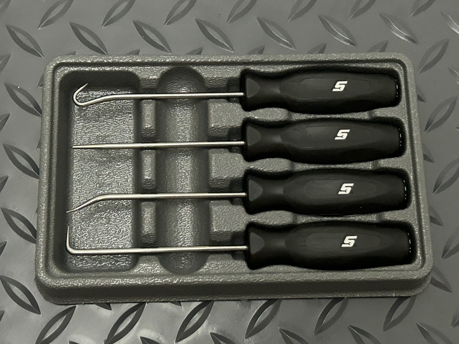 Snap-on Tools USA NEW 4pc BLACK Soft Grip Miniature Pick Set SGASA204CBK