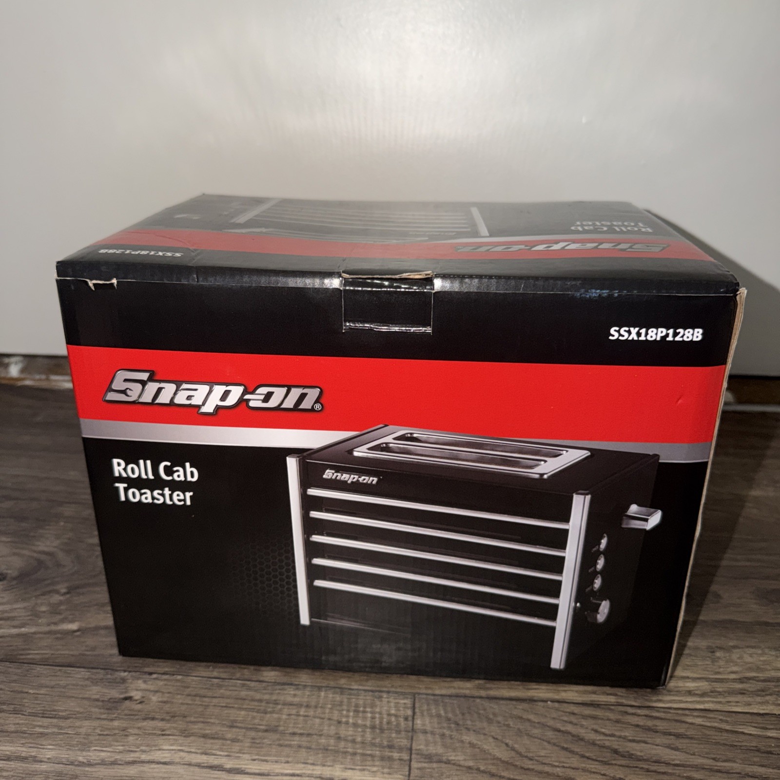 Snap On Roll Cab Toaster Black Silver – Open Box Never Used!