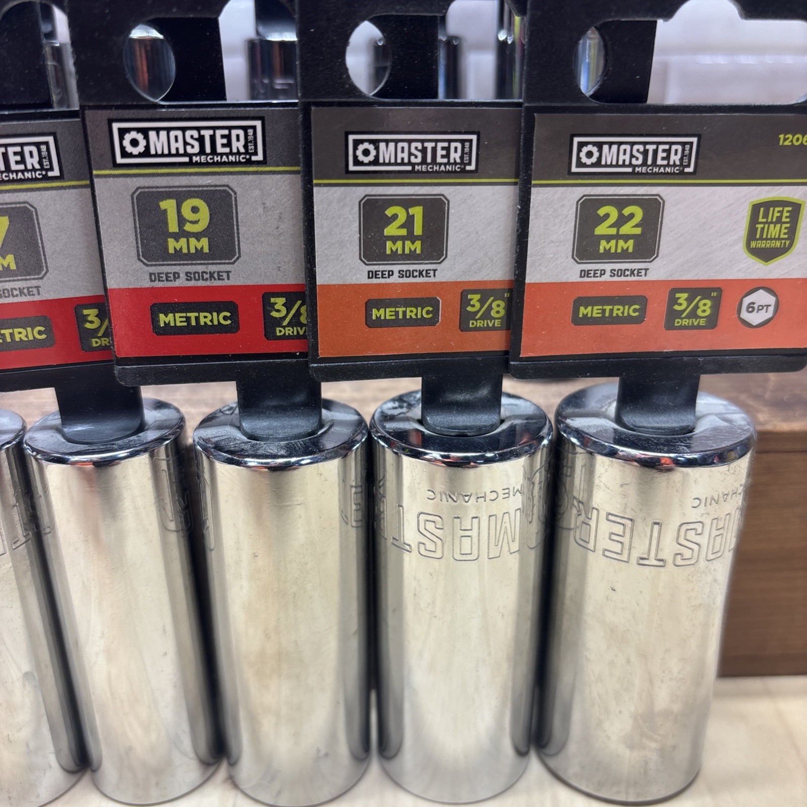 10- Master Mechanic Deep Metric Sockets 10 11 12 14 15 16 17 19 21 22, 3/8 & 1/2