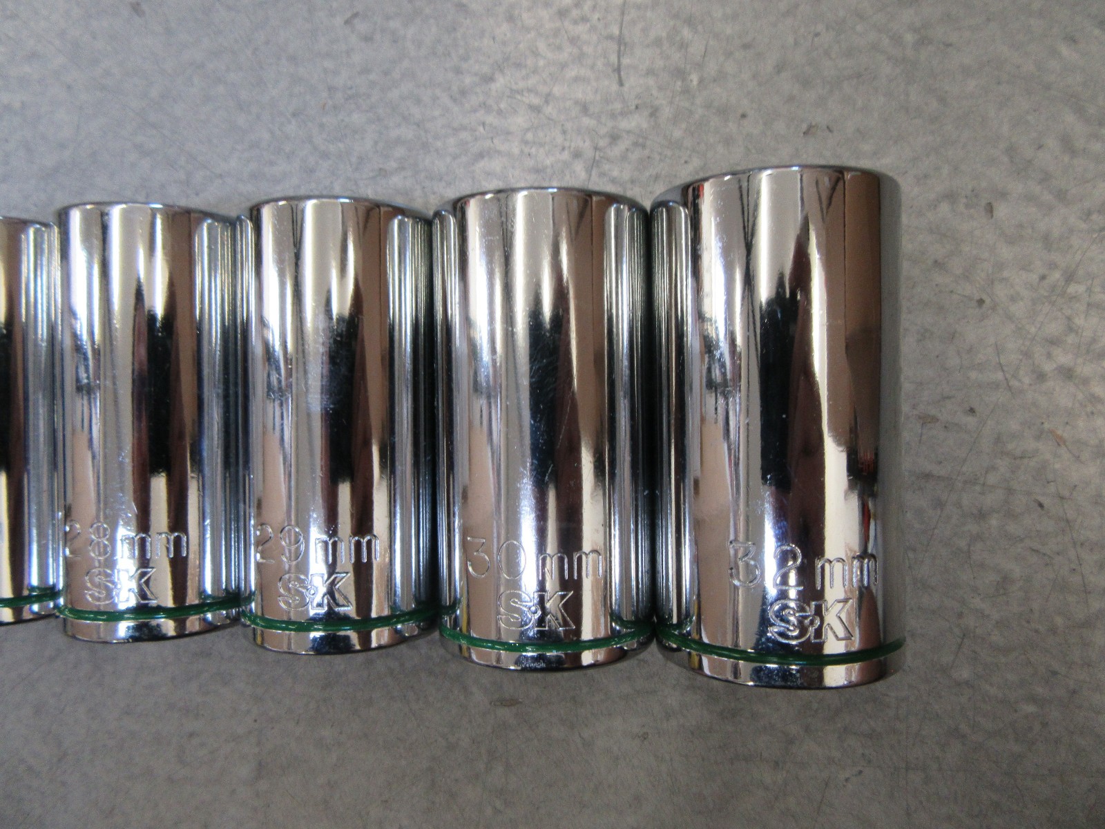 SK Professional Tools 12pc 1/2″ Drive 6pt Deep Socket Set Metric MM 20-32mm no31