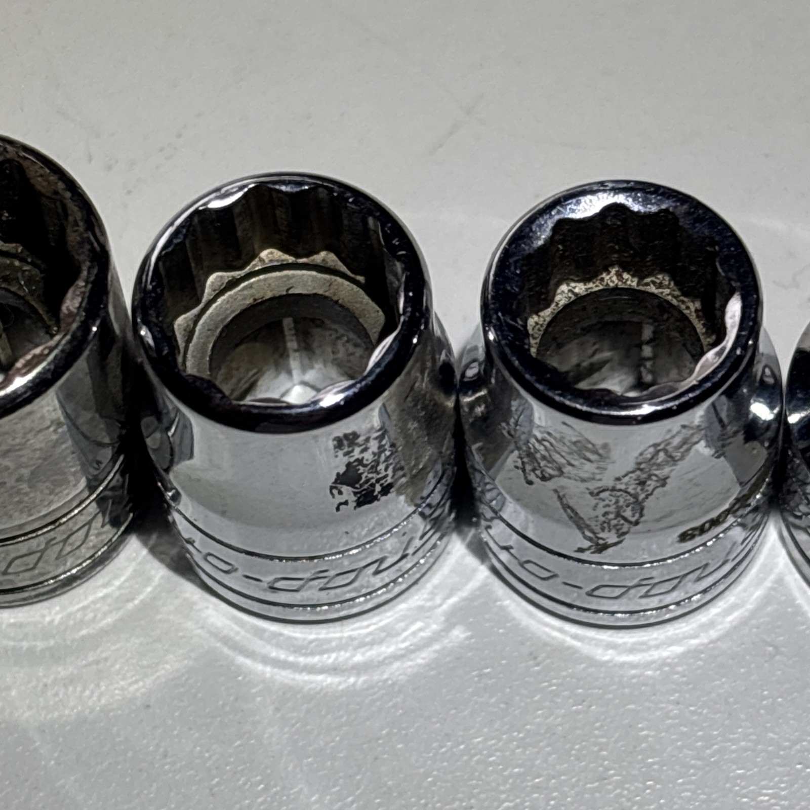 Snap-on Tools 12-Piece 1/4″ – 15/16″ Drive 12-Point Shallow Socket Set 🇺🇸 Nice