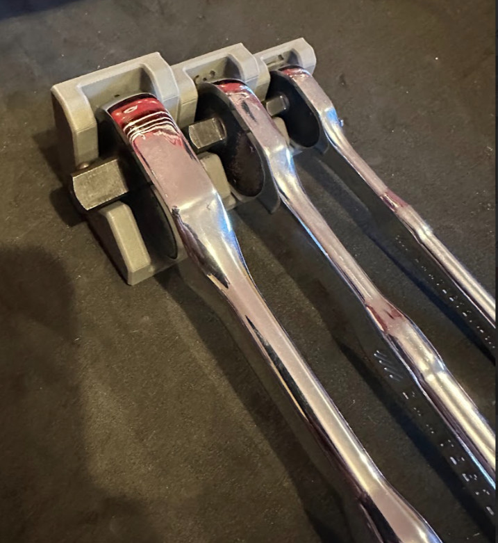 Magnetic Ratchet Holder for 1/4″, 3/8″ 1/2″ Ratchets – Tool Organizer