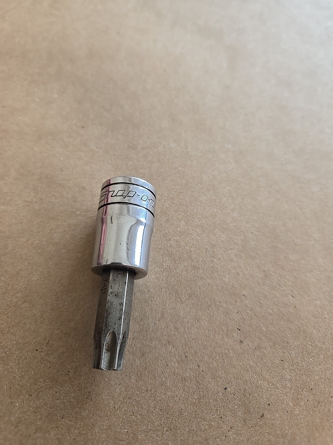 Snap On 3/8″ Drive T45 Chrome Torx Bit Driver Socket FTX45E