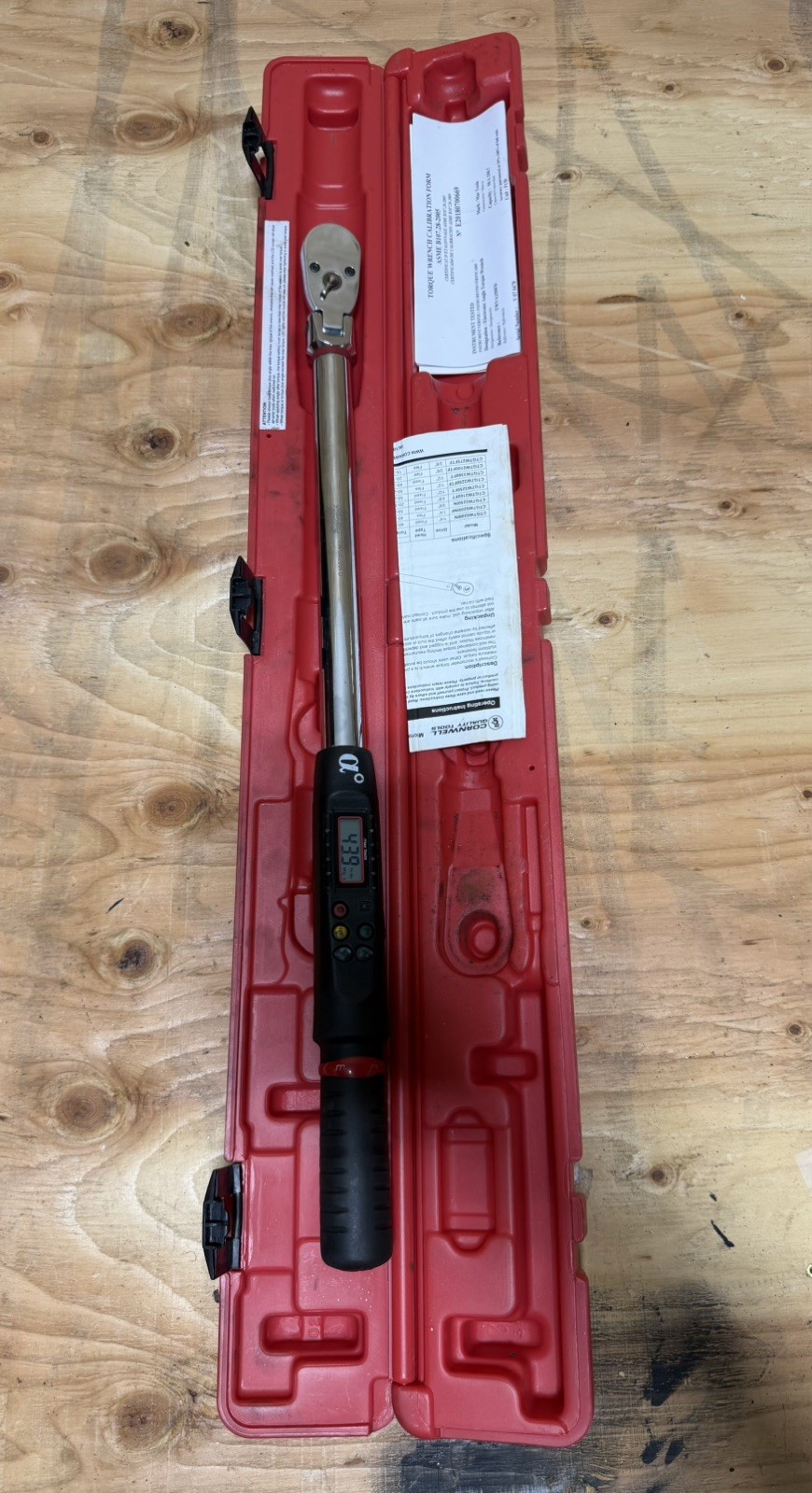 Mac Tools TWVA250FD 1/2″ Drive Electronic Angle Torque Wrench 15-250 ft-lbs