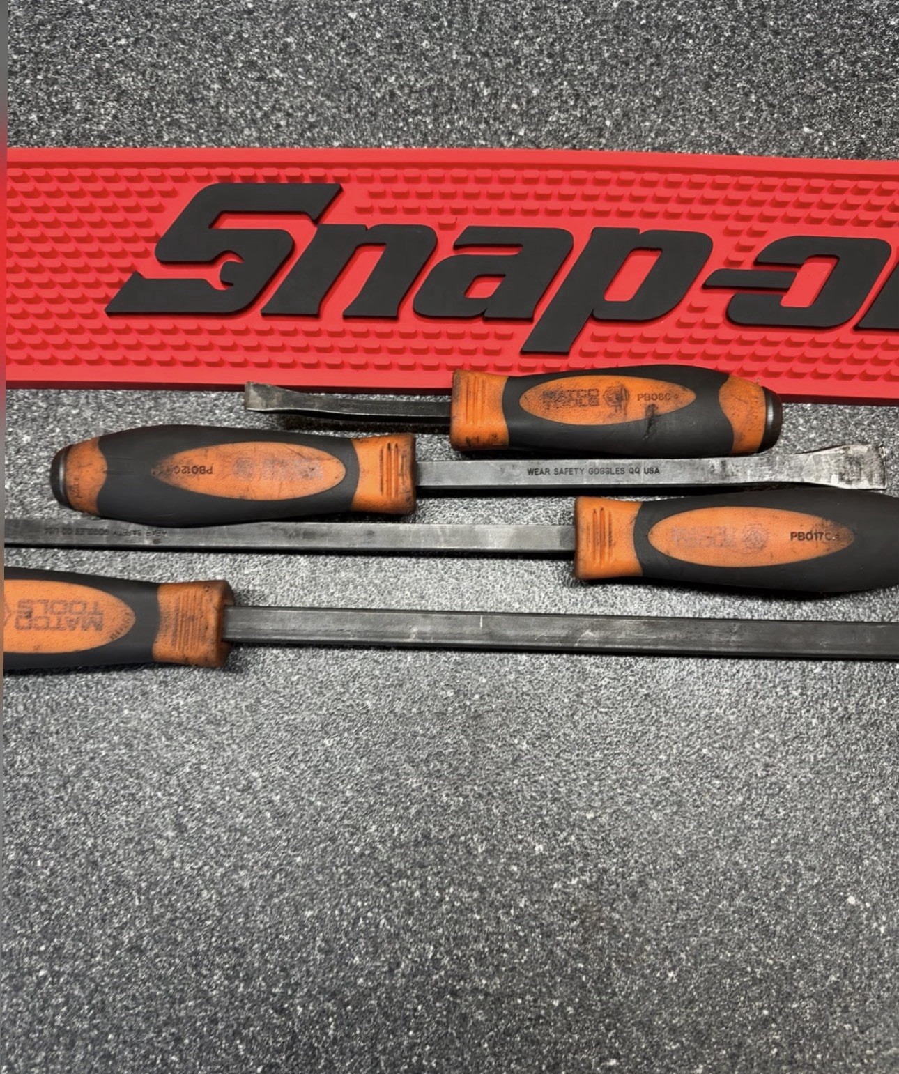 Matco Tools PBR Series 4pc Orange Striking Pry Bar Set