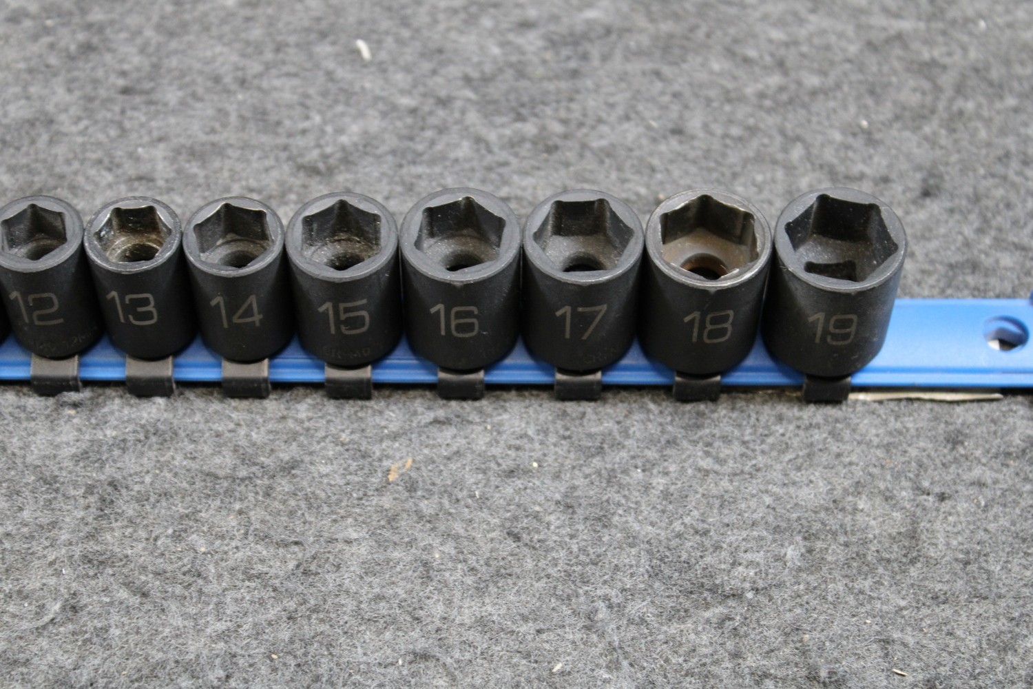 Matco ADV 3/8″ 6PT Metric Shallow Impact Socket Set w/Rail (466189)