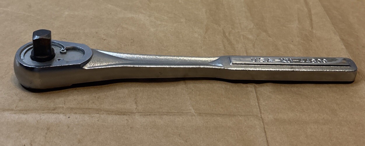 Craftsman K4-44809 1/2” Drive Ratchet 10” w/ 16 Sockets + 6” Ext. V Series USA