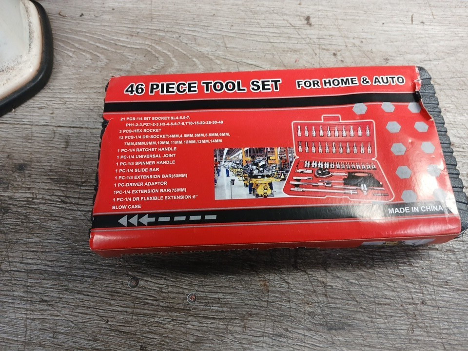 46 Piece Socket Tool Set For Home and Auto, Brand New #GS-137