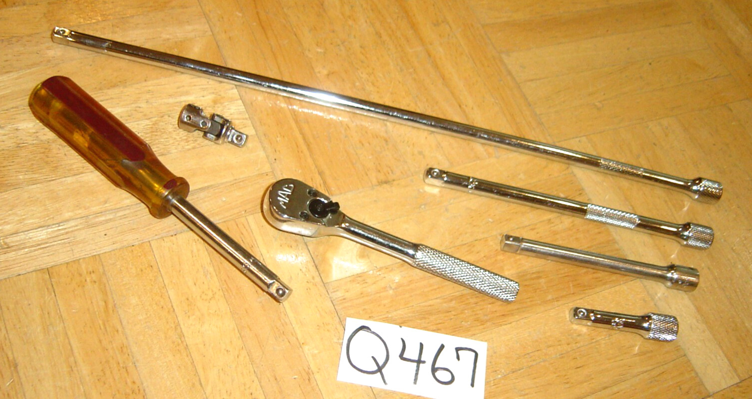 MAC TOOLS 7 PIECE 1/4 DRIVE RATCHET 4 EXTENSIONS 1/4 DRIVE HANDLE & A UNIVERSAL