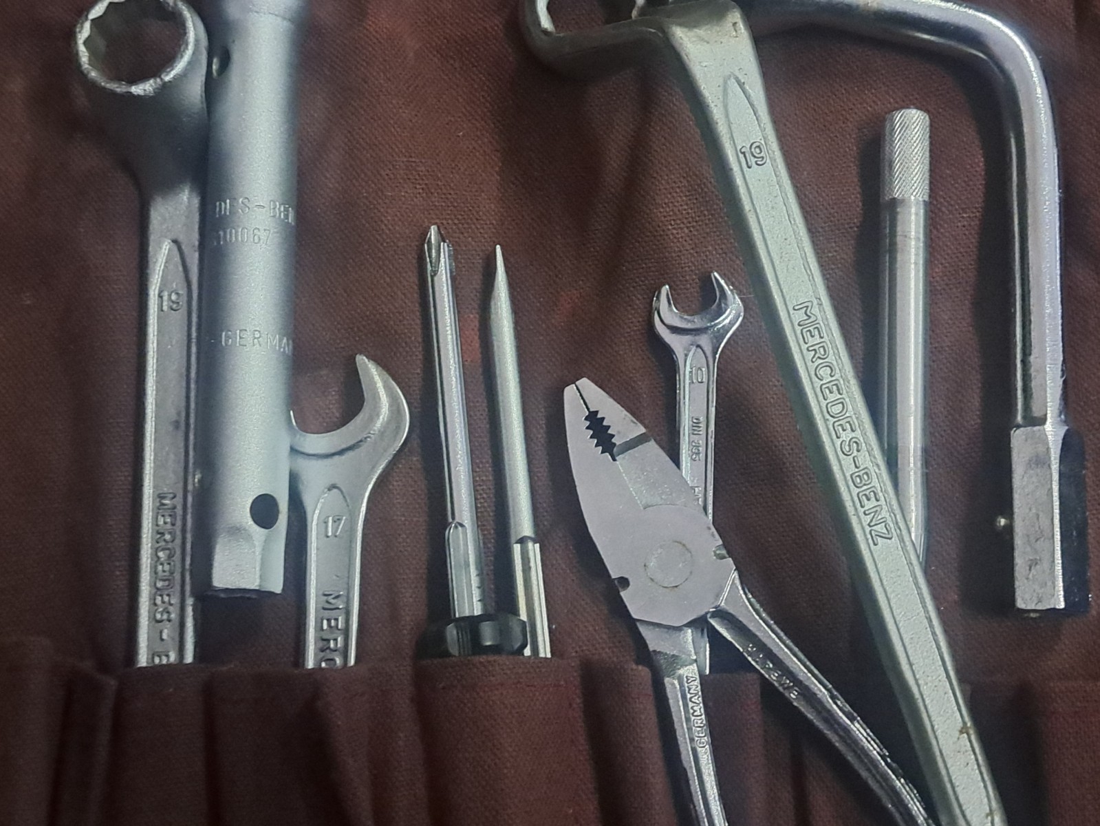 Mercedes Benz Vintage Factory Tool Kit W107 W113 W114 W115 W116 W123