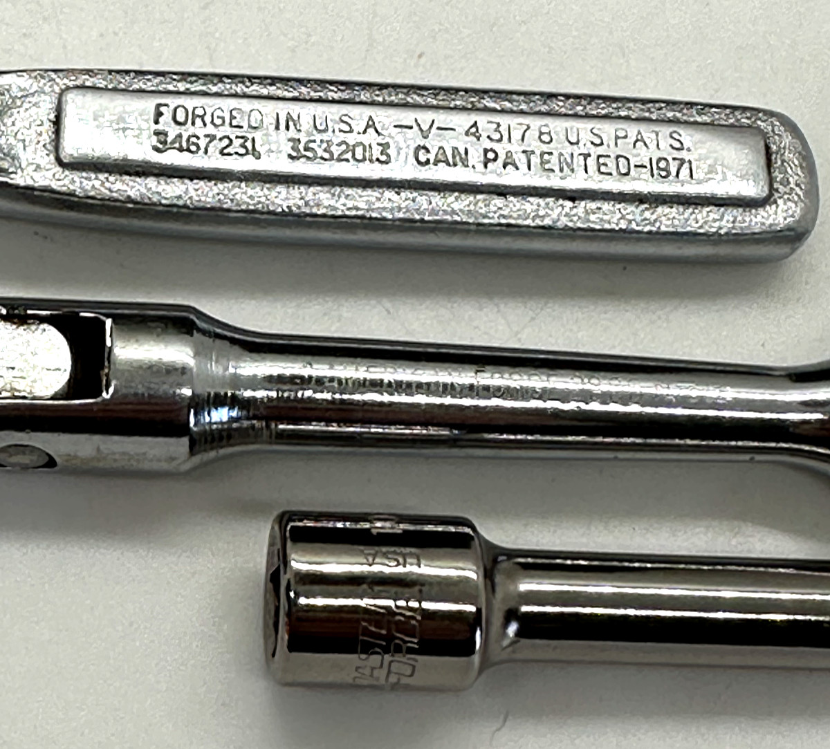 Craftsman Tools 1/4″ Ratchet Socket Set General Service Extension Lot SAE Case