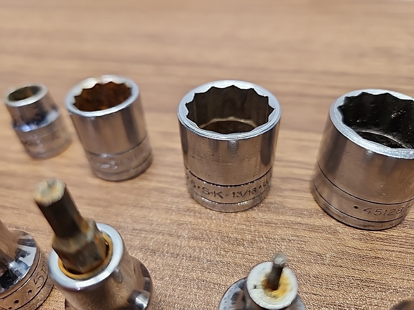(9) S-K Wayne 3/8″ Drive 12 Point & Specialty SAE Metric Sockets Lot ~ Made USA