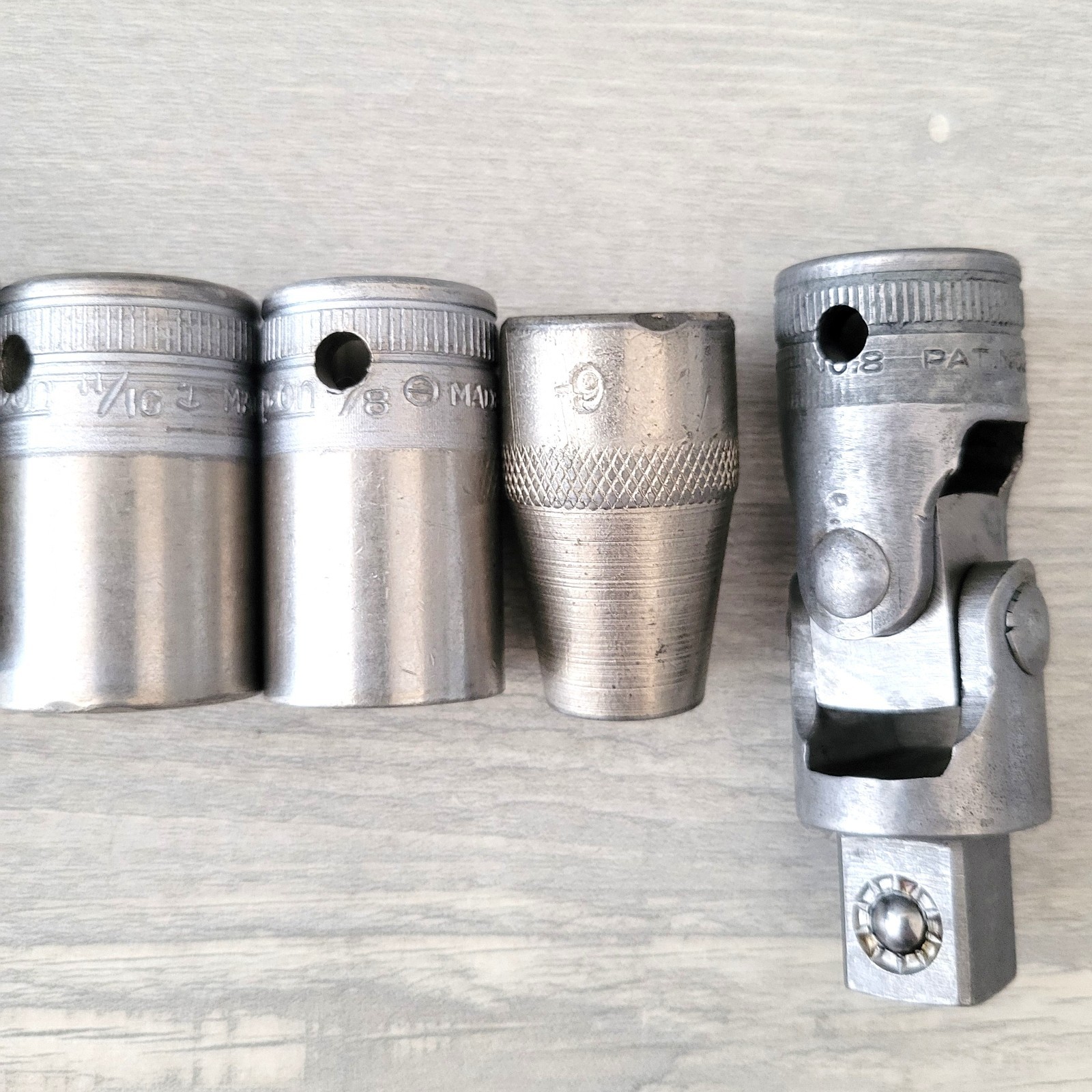 Lot of 6 Snap-On 1/2″ Drive Impact Universal /Swivel w/ SW 320, 280, 220, 200 -9