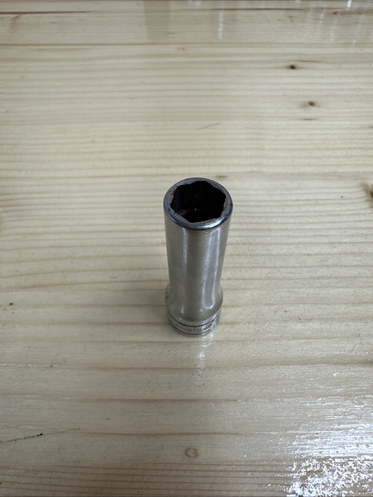 Snap On 3/8″ 6 Point 3/8″ Drive Deep Chrome Socket #SFS121