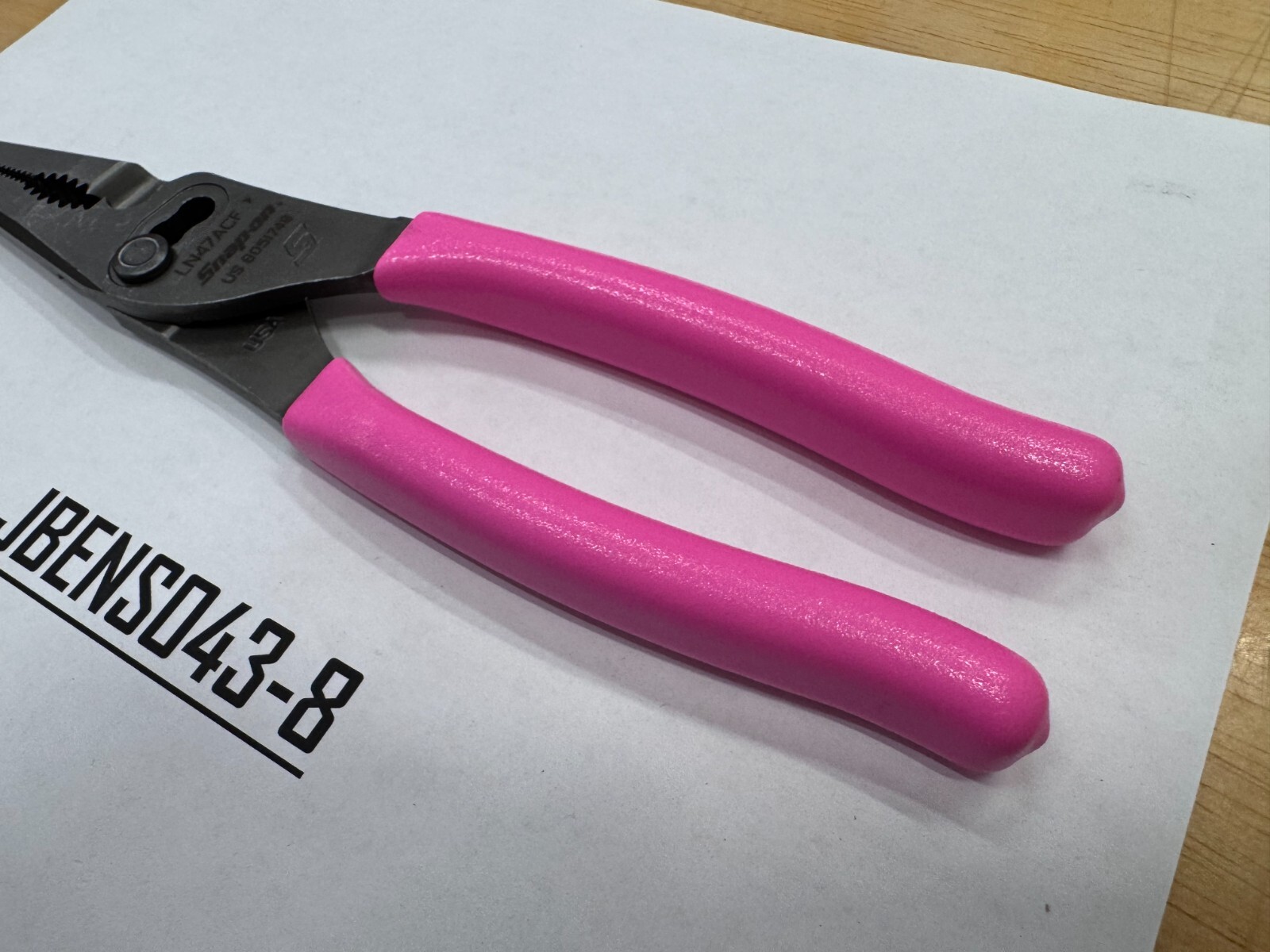 Snap-On Tools USA NEW PINK 9″ Soft Grip Long Nose Slip Joint Pliers LN47ACFP