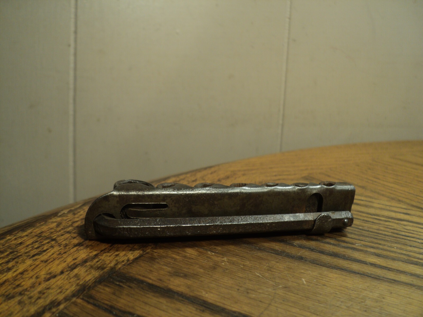 Vintage 8 Pc. Socket Set Tool w/ metal Case 3/16″ To 1/2″ Unbranded