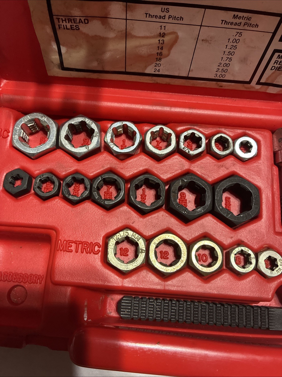 Snap-On RTD33 Fractional / Metric Rethreading Set in Case – Made in USA