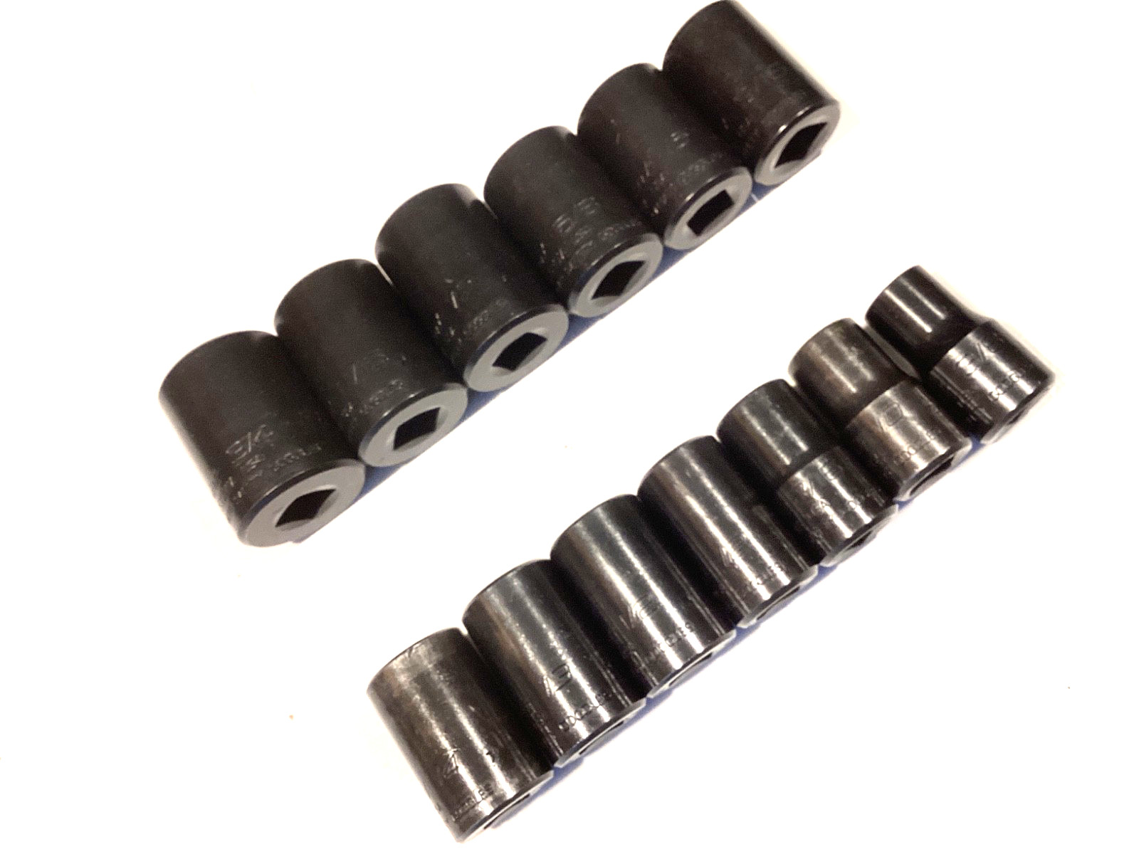 BLUE POINT By SNAP ON 13 Piece 3/8″Dr Shallow Twist Impact Socket Set 213TFSYA