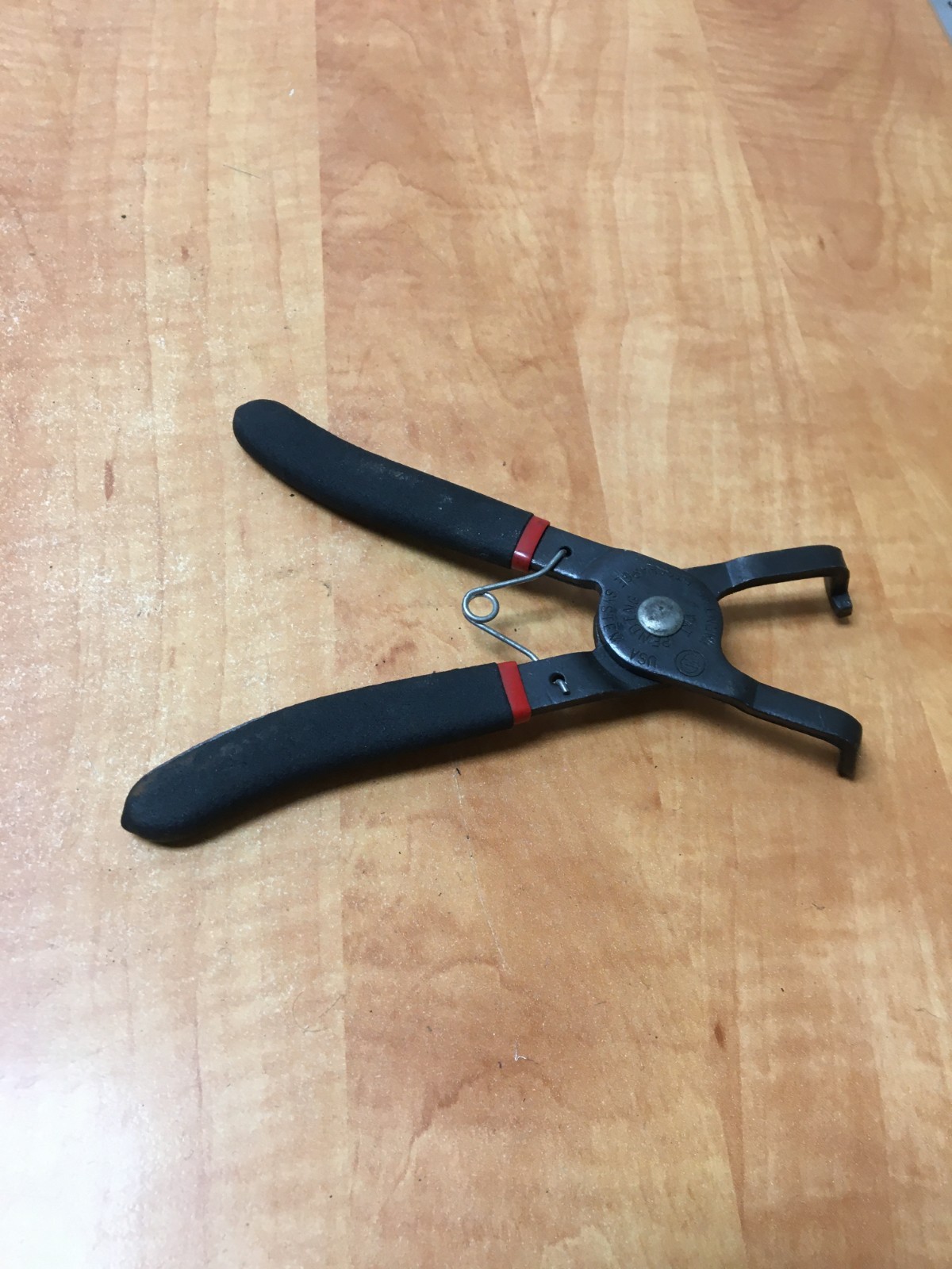Matco Tools Fuel Line Hose Disconnect Removal Pliers Black