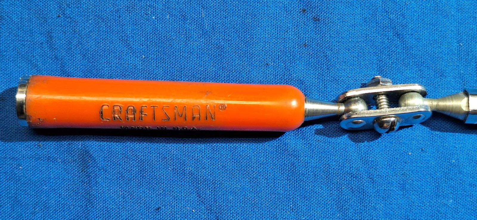 USA Craftsman 17″ – 27″ telescopic magnetic pick up tool Orange NICE