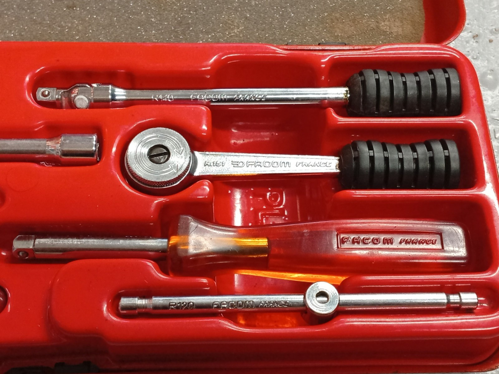 Vintage FACOM metric 1/4″ Drive, 19 Piece Socket Set, Made In France