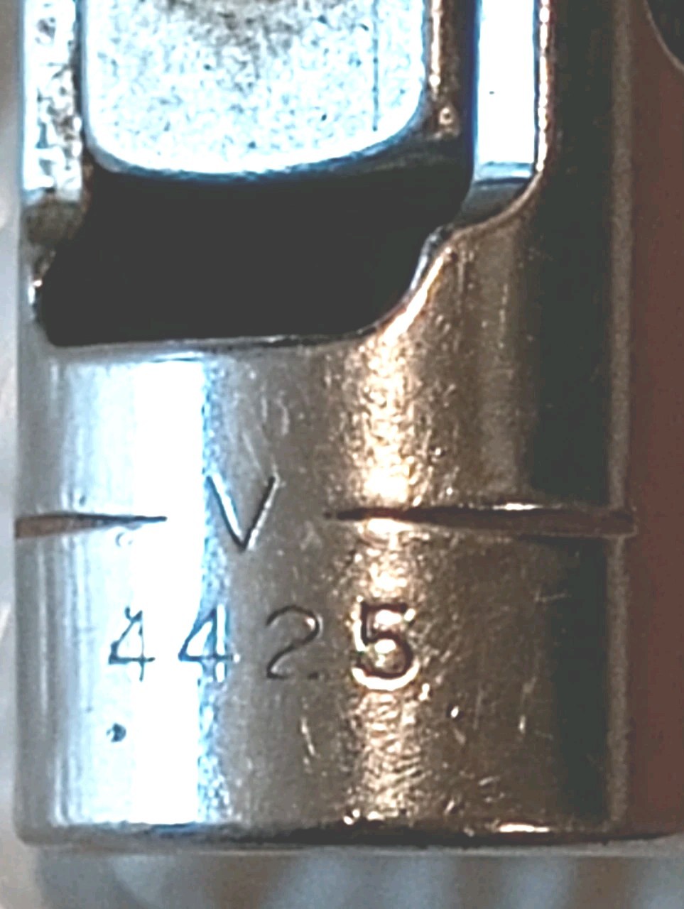 CRAFTSMAN TOOLS USA V4425, 1/2″ DRIVE, SWIVEL/UNIVERSAL JOINT.
