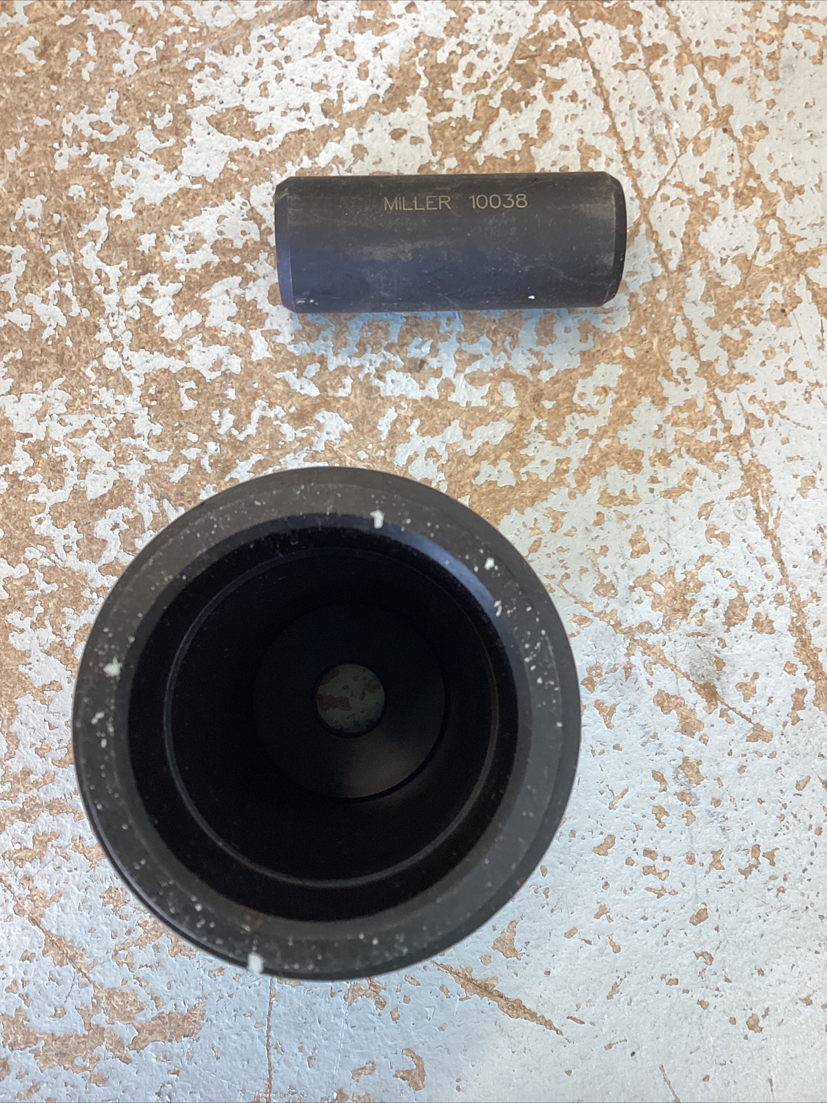 MILLER TOOL 10036 & 10038 BEARING CUP INSTALLER & END PLAY PLUG SET